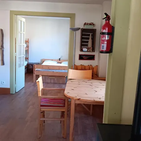 Confortable à Avec Terrasse Apartamento